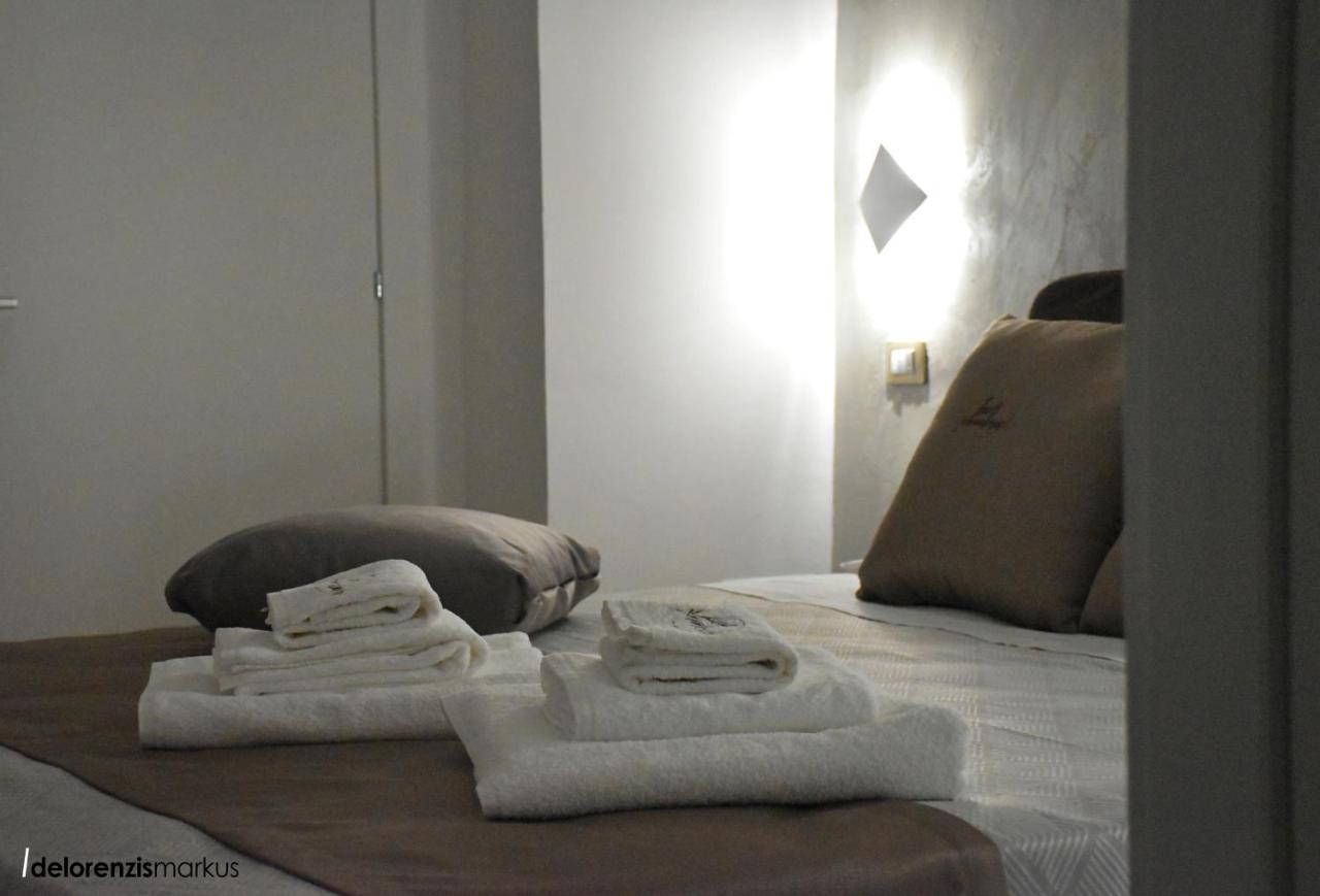 Les 3 Chambres Lecce Dış mekan fotoğraf